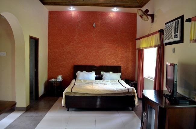 Kangs Nirvana Resorts And Spa Mahalpur Ngoại thất bức ảnh