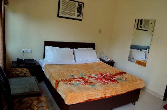Kangs Nirvana Resorts And Spa Mahalpur Ngoại thất bức ảnh